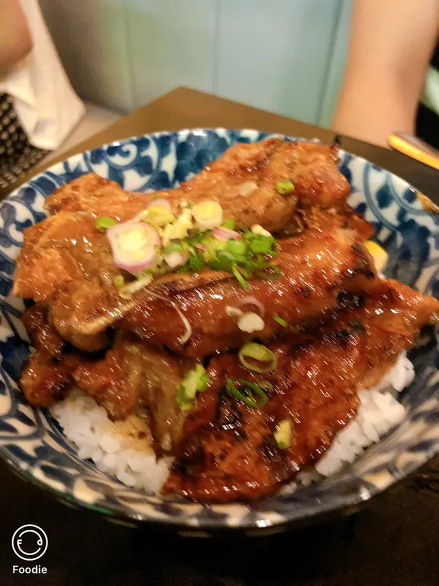 蜜汁黑豚豬扒珍珠米