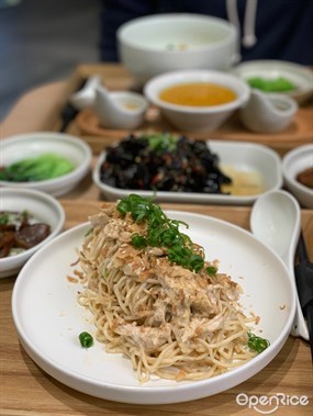 胡麻捧捧雞拌小醋麵 - KiKi Noodle Bar in Tsim Sha Tsui 