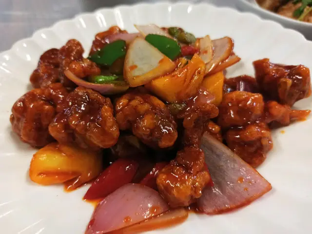 新鮮腩排新鮮菠蘿生炒骨