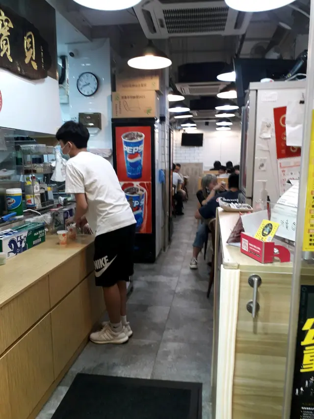 千里迢迢來到慈雲山，店員卻說已經滿座和打烊，不能再做堂食了