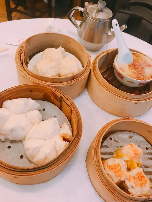 DIM SUM
