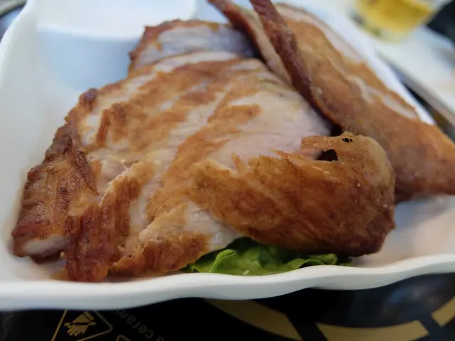 又鞋又柴,好過湯渣少少。