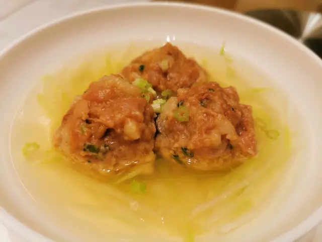 高湯西冷牛肉球