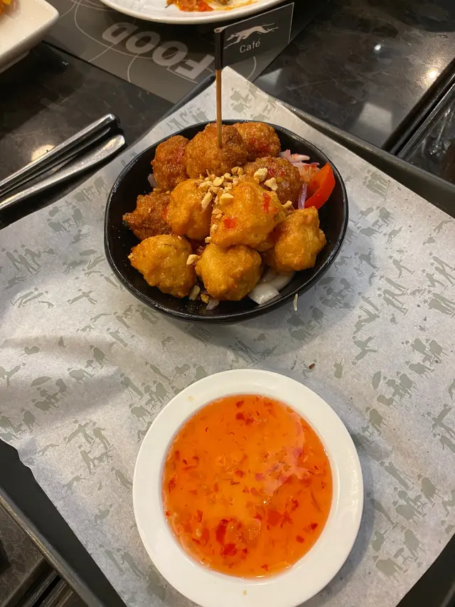 泰式炸蝦.魚餅球