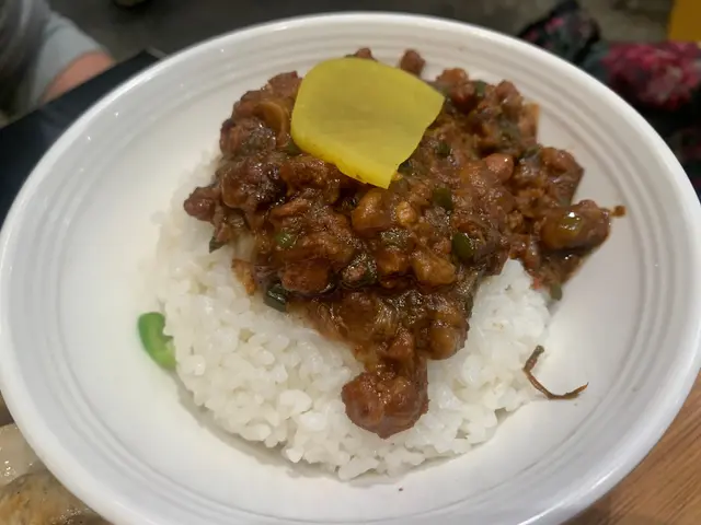 精巧肉燥飯