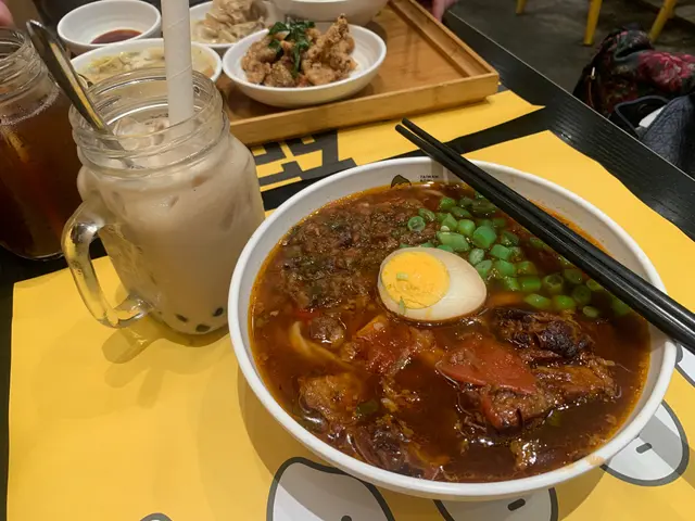 回魂黑醋豬軟骨肉燥蕃茄湯麵