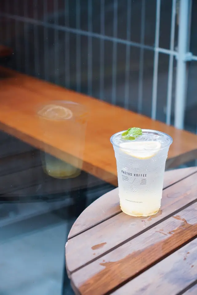  Iced Yuzu Sparkling Tea