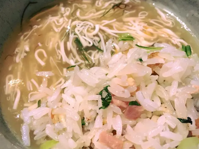 文思豆腐羹撈煲仔咸肉菜飯