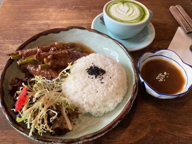 露荀牛肉卷定食