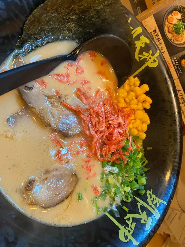 蝦味噌豚骨湯麵