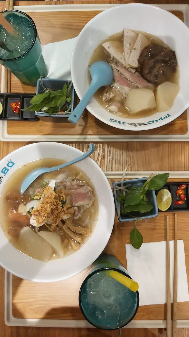 越式生牛肉湯粉