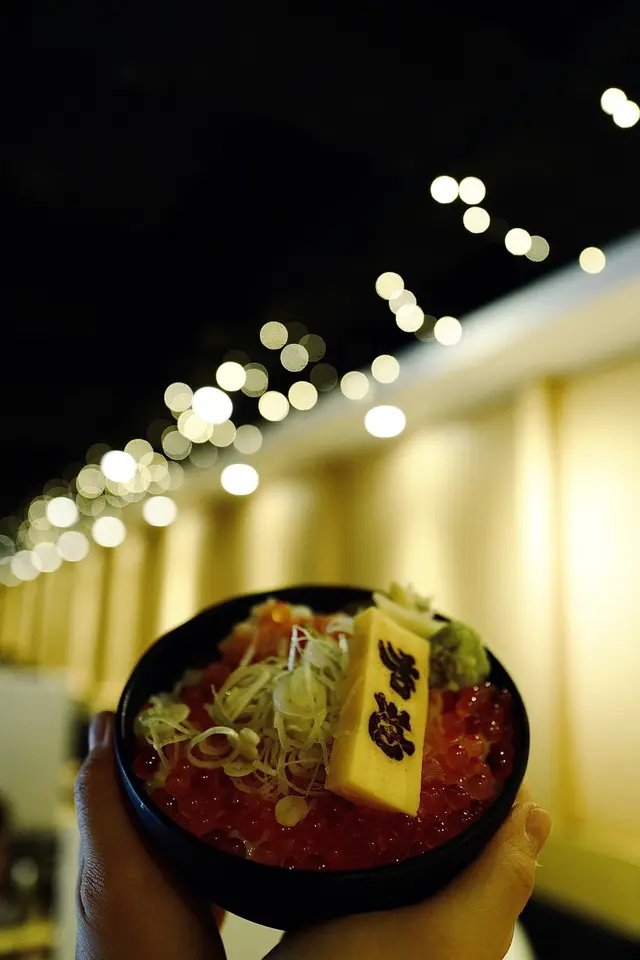 蔥吞拿魚碎三文魚籽丼