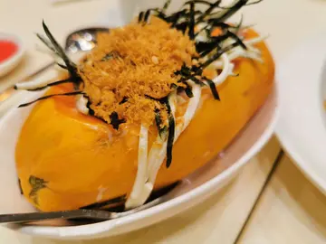 原隻木瓜蟹籽沙律