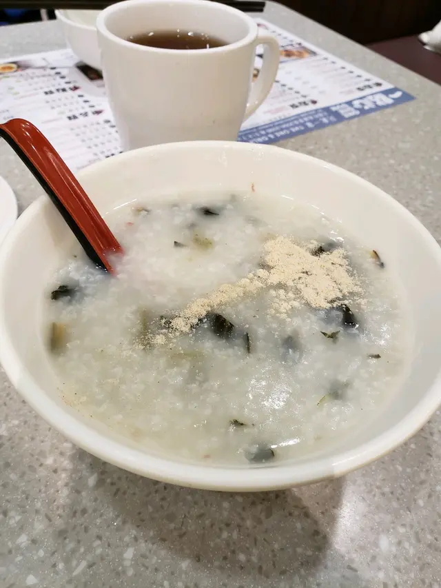 菜乾咸骨粥