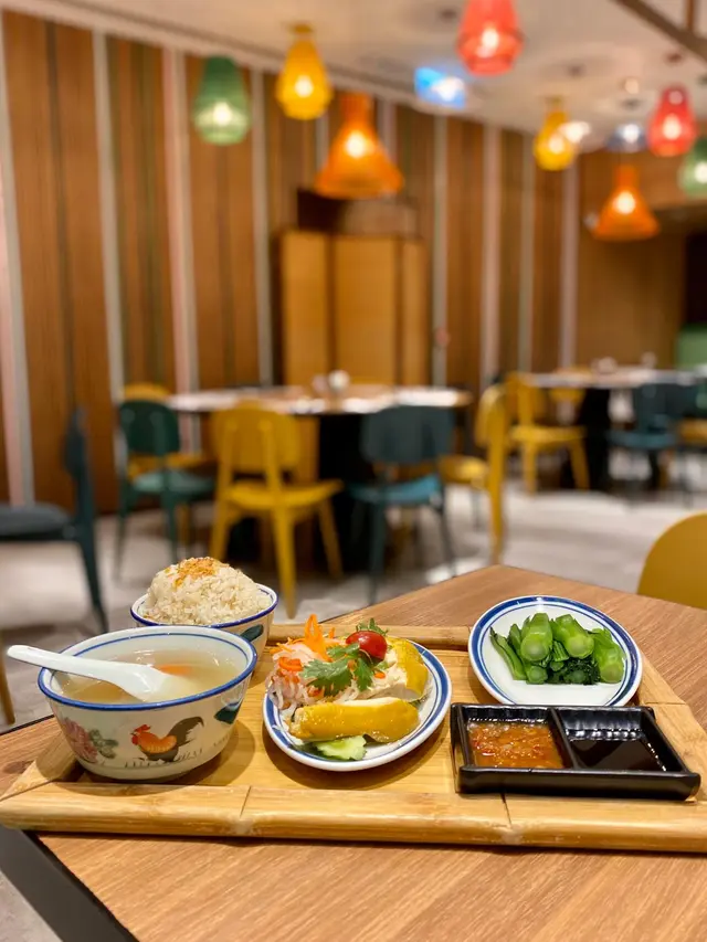 無骨海南雞飯