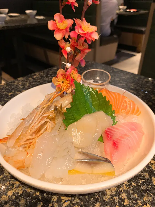 刺身拼盤