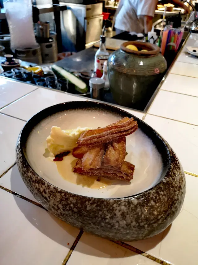 奶醬西式油炸鬼，花生朱古力醬，焦糖煉奶