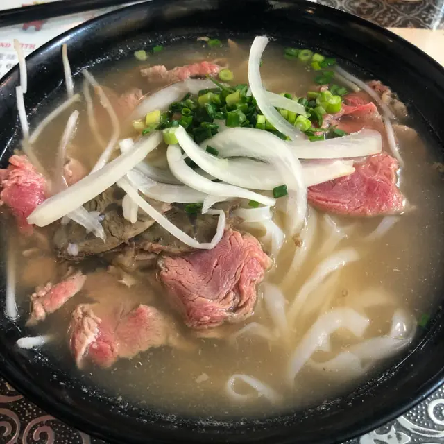 生熟牛肉湯粉 $43