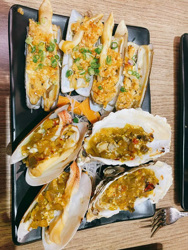 蒜蓉蟶子、泰醬蠔、貴妃蚌