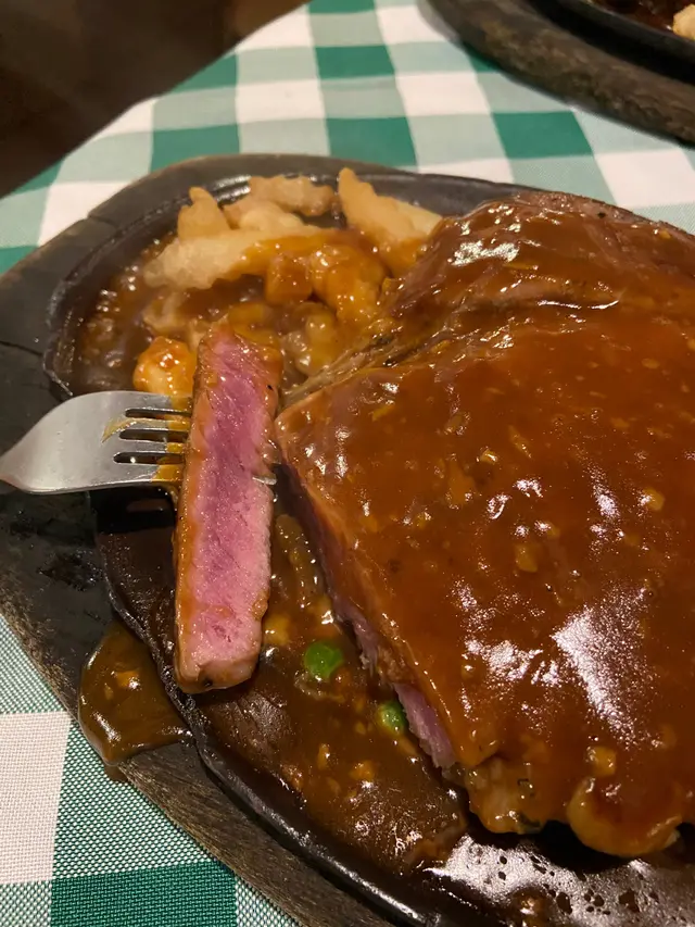 鐵板肉眼牛扒