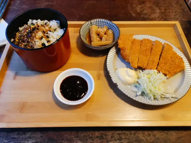 吉列豚扒丼