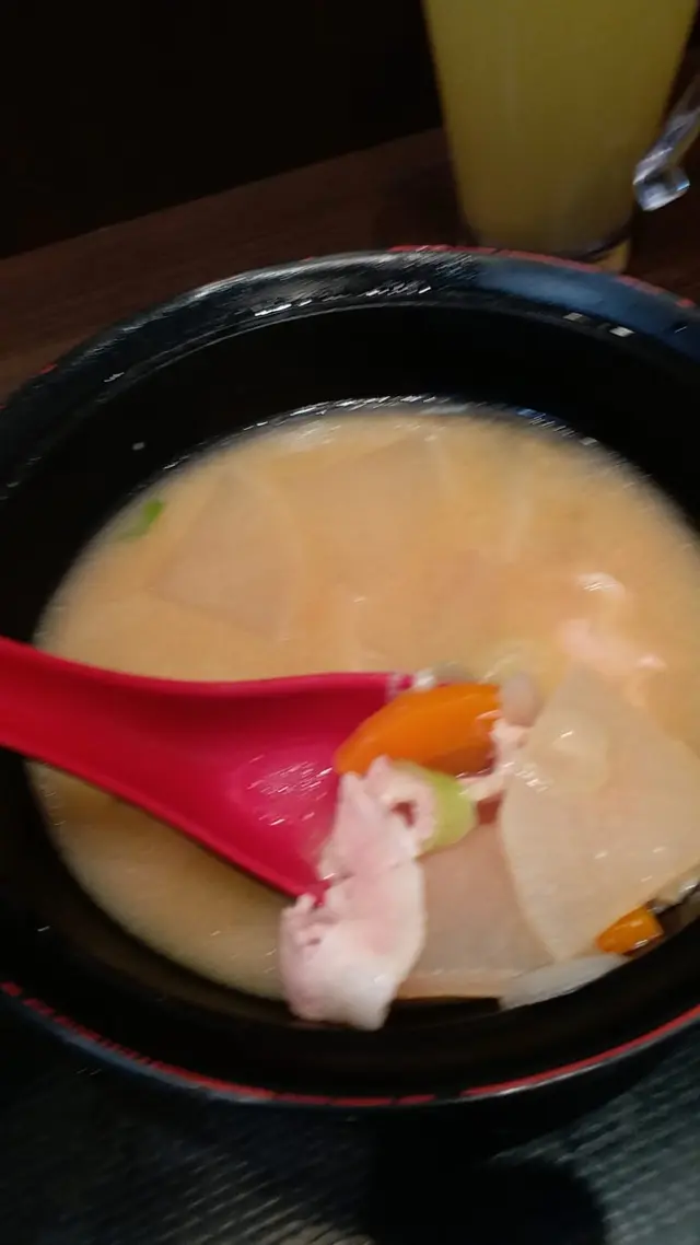 野菜豚肉湯
