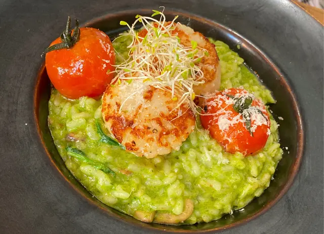 日式刺身級帶子忌廉香草醬意大利飯