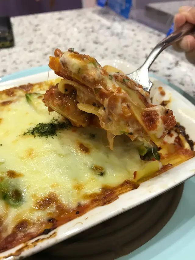 牛油果南瓜紫薯藜麥焗千層闊麵