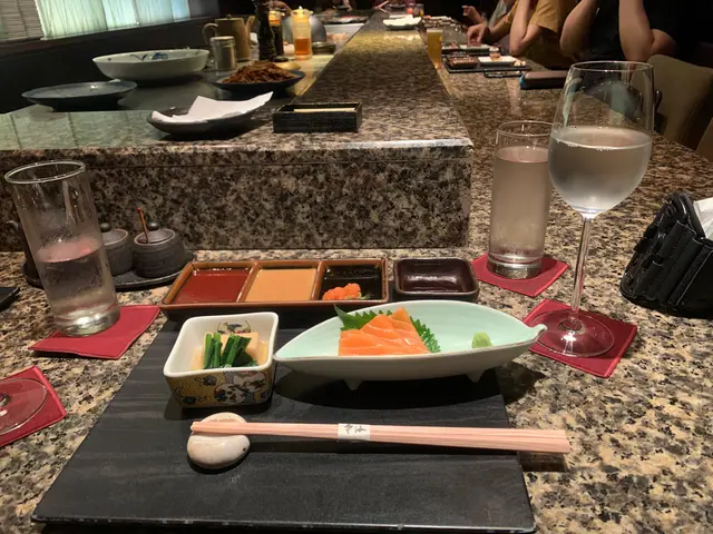 刺身、清酒任飲