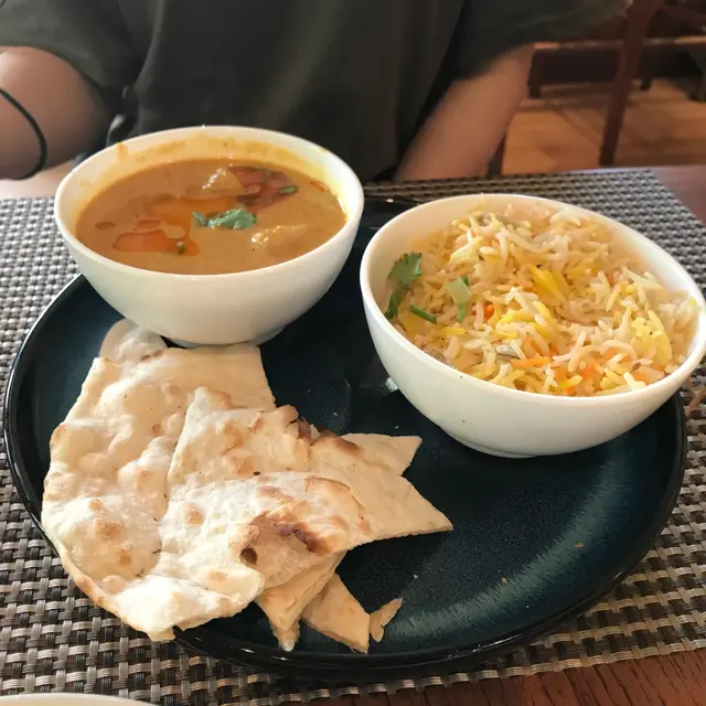Malay Chicken Curry with Rice & Nan