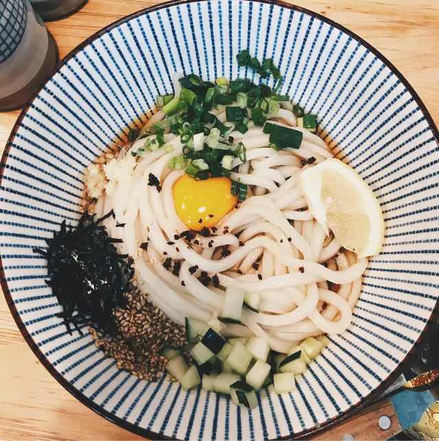 烏冬每天新鮮由人手製造，粉條夠粗身及非常有咬口