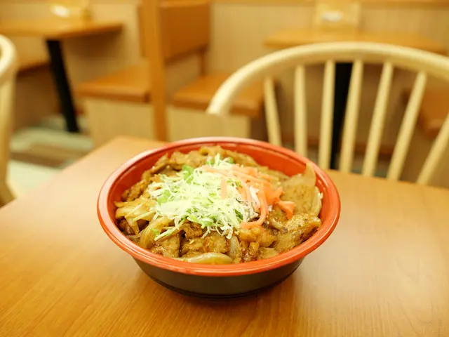 生薑燒豚肉丼