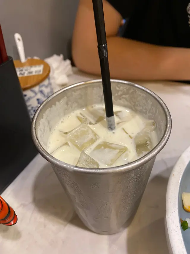 芝士奶蓋炭燒烏龍 