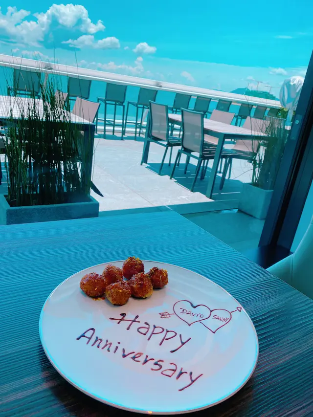 感謝一位有禮熱誠的女服務員💁🏻為我們預備🙏🏻