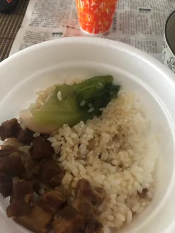 鲁肉饭  -  无汁无味