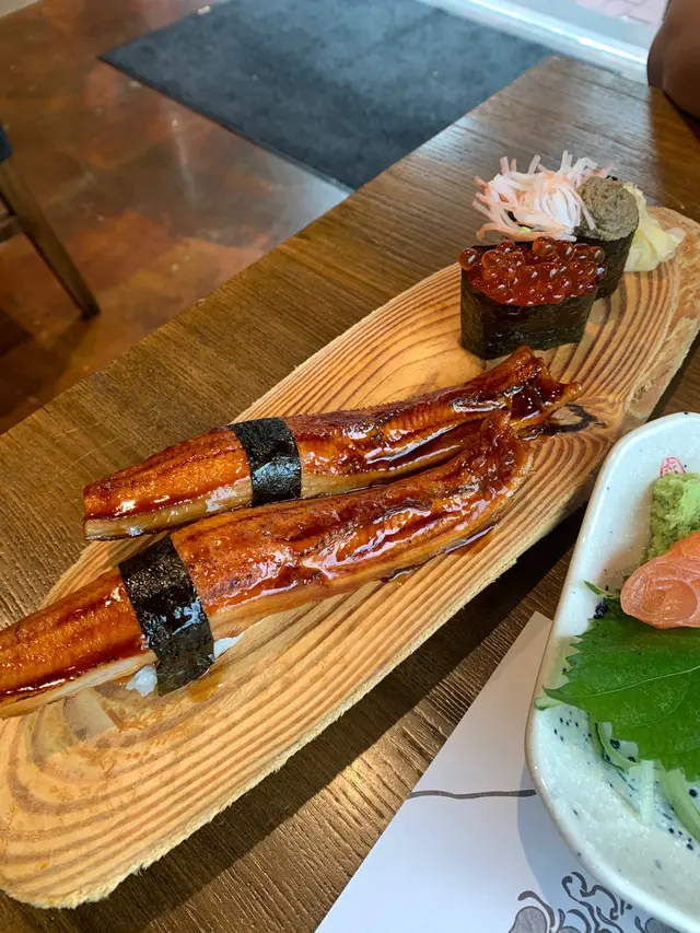 田中特色鰻魚壽司