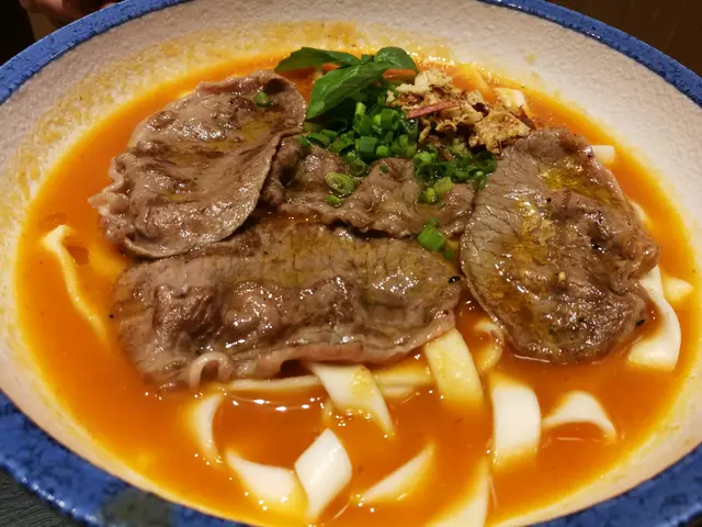 特級安格斯牛肩胛配刀削麵