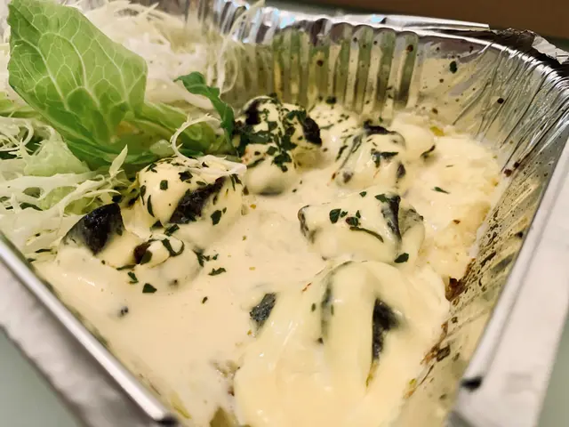 焗田螺配特色荷蘭汁