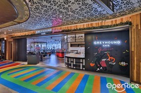 Greyhound Café Galleria