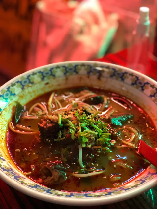 豬大腸海帶結酸辣紅薯粉