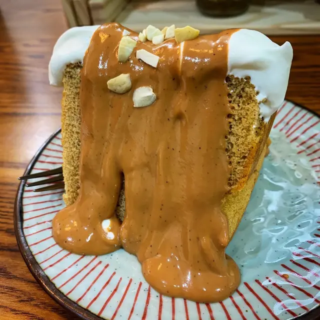 泰式奶茶戚風雪山