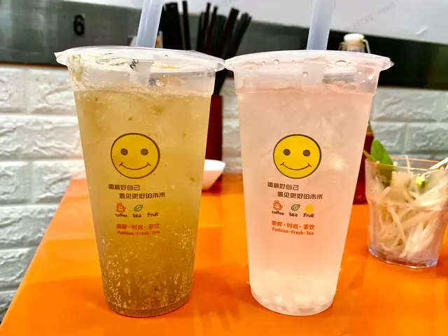 凍咸檸雪碧、凍越南椰汁冰