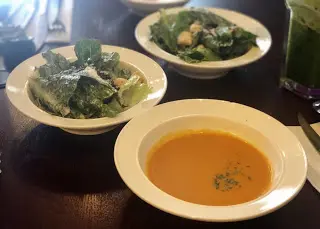 沙律及餐湯