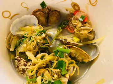 Steamed  Clams