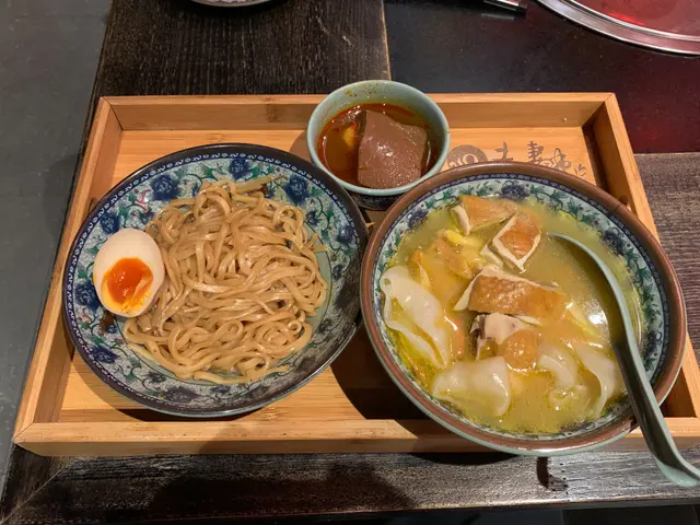 美容養顏花膠雞濃湯