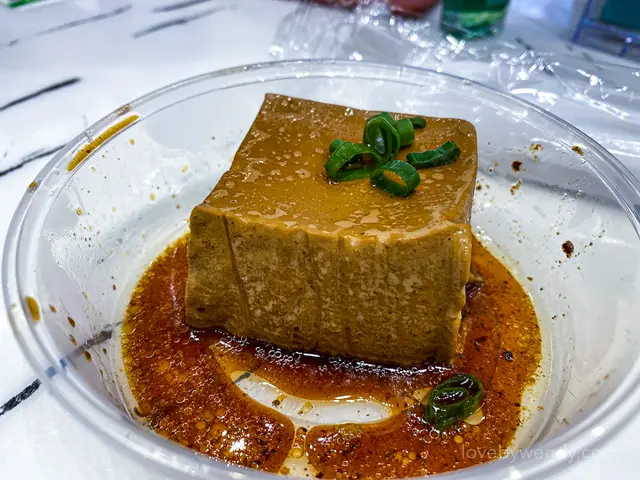 豆腐 | Brine Tofu