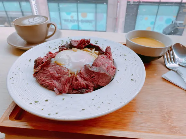 慢煮安格斯封門柳扁意粉配溫泉蛋