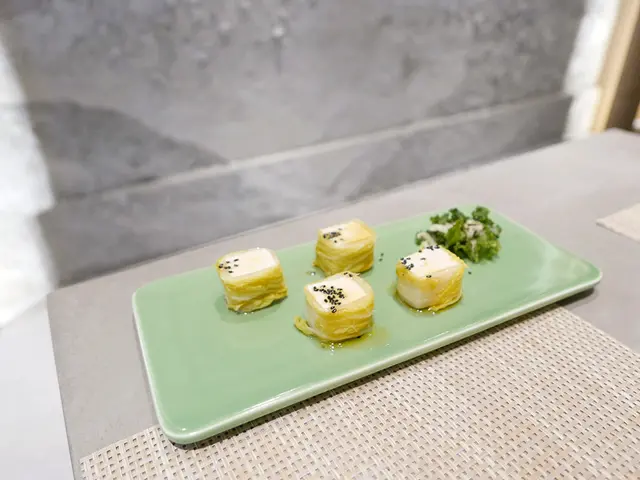 韓式凍豆腐配自家製泡菜