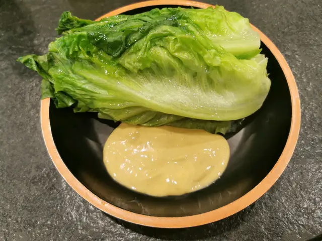 烚生菜配秘製腐乳醬