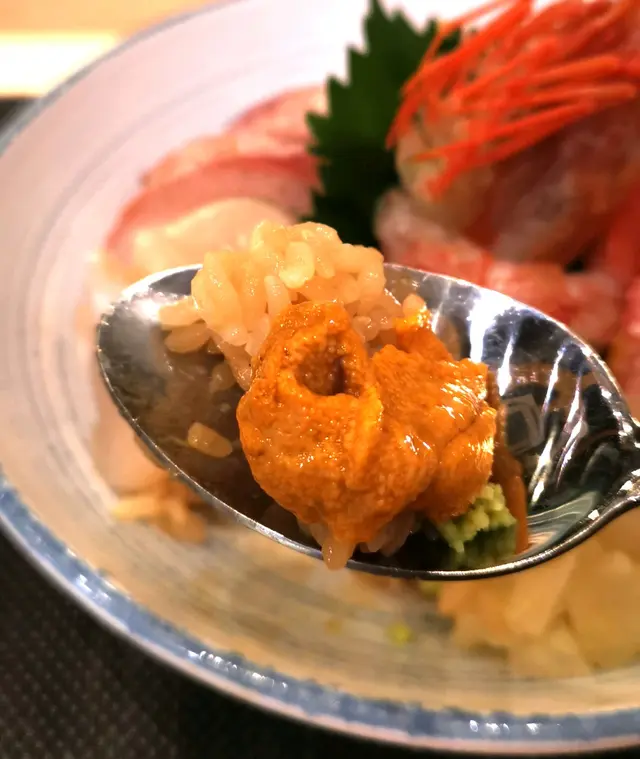 我見D飯有D特別 , 咁啱我又坐Bar枱....所以我就八卦問下師傅 , 佢好客氣咁講解佢地係用日本赤醋嚟處理....唔怪得之啲風味特別好!👍